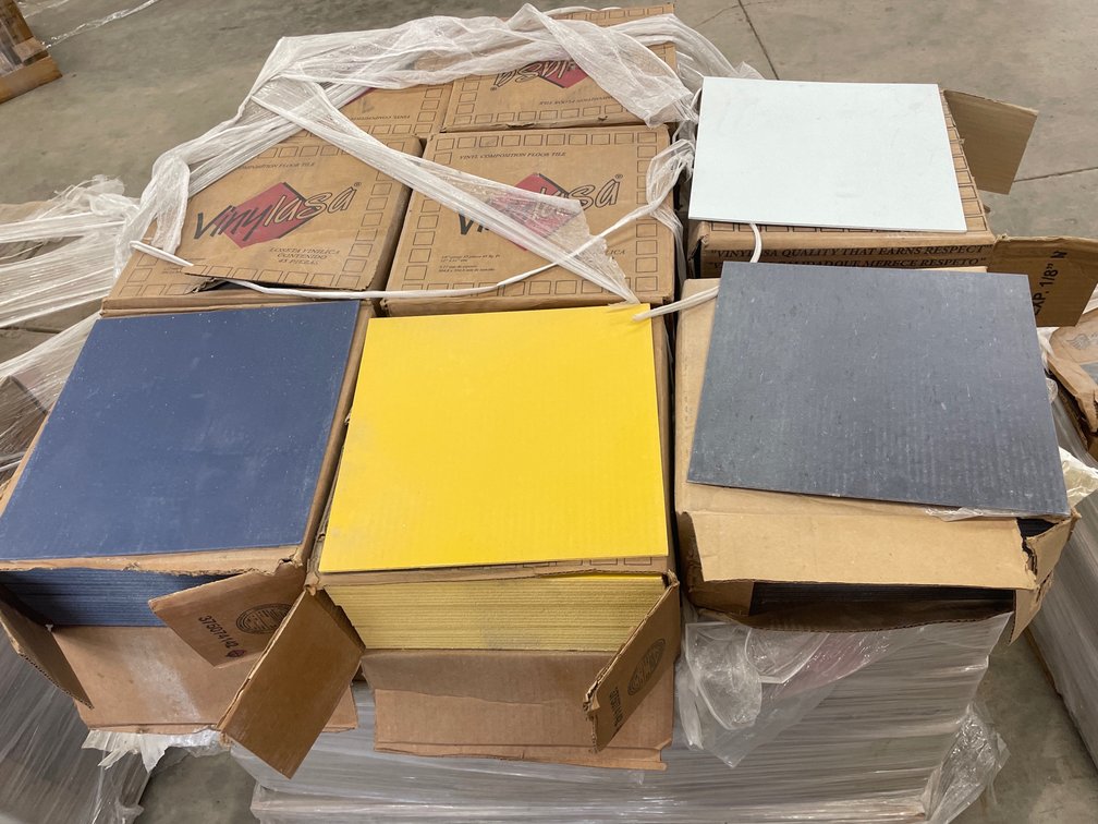 VINYL FLOORING