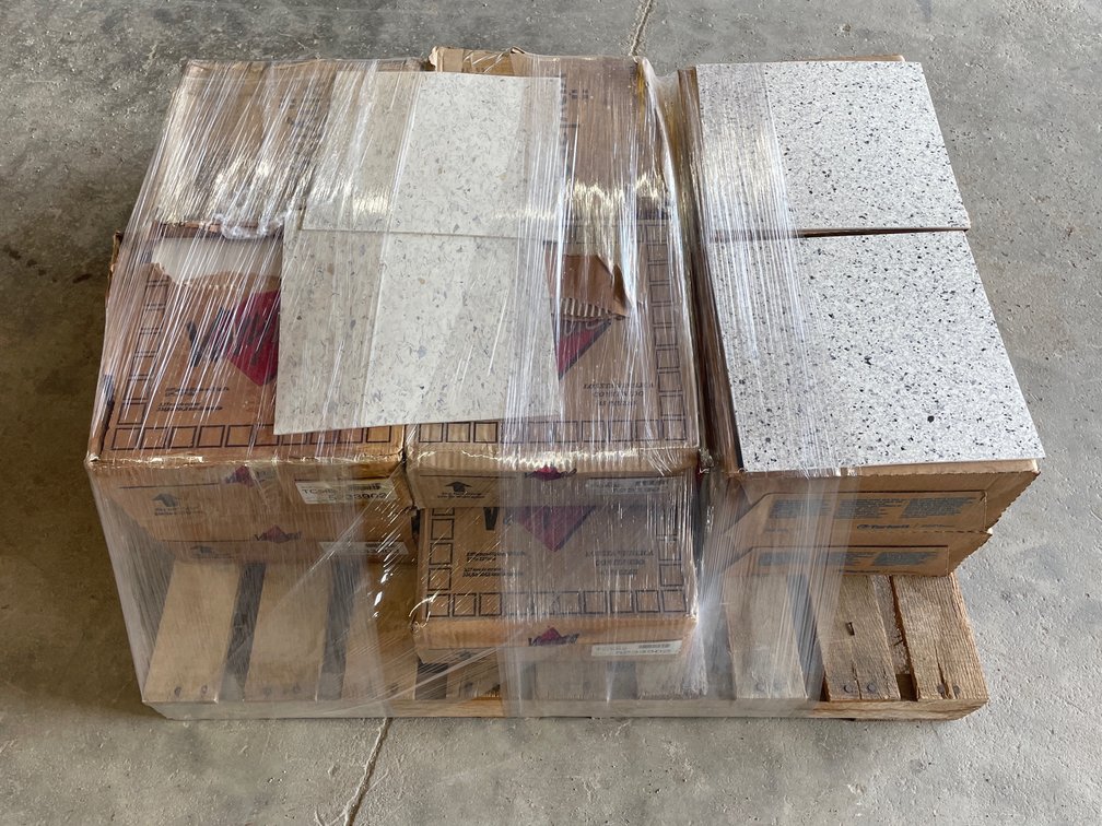 VINYL FLOORING