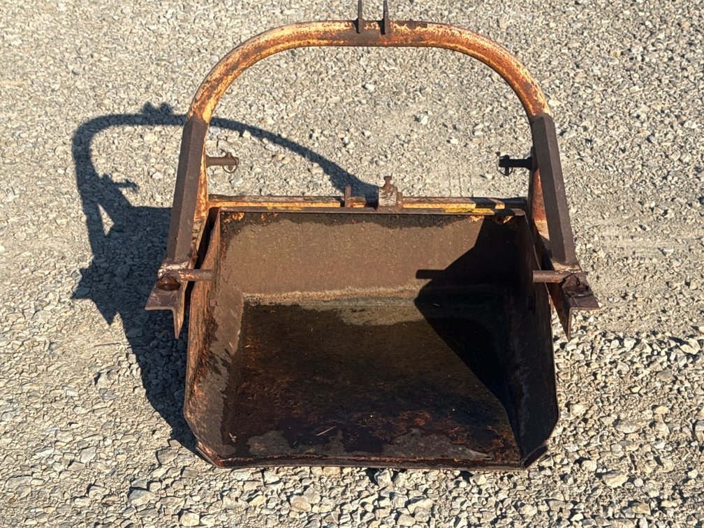 3PT SLIP SCOOP BUCKET
