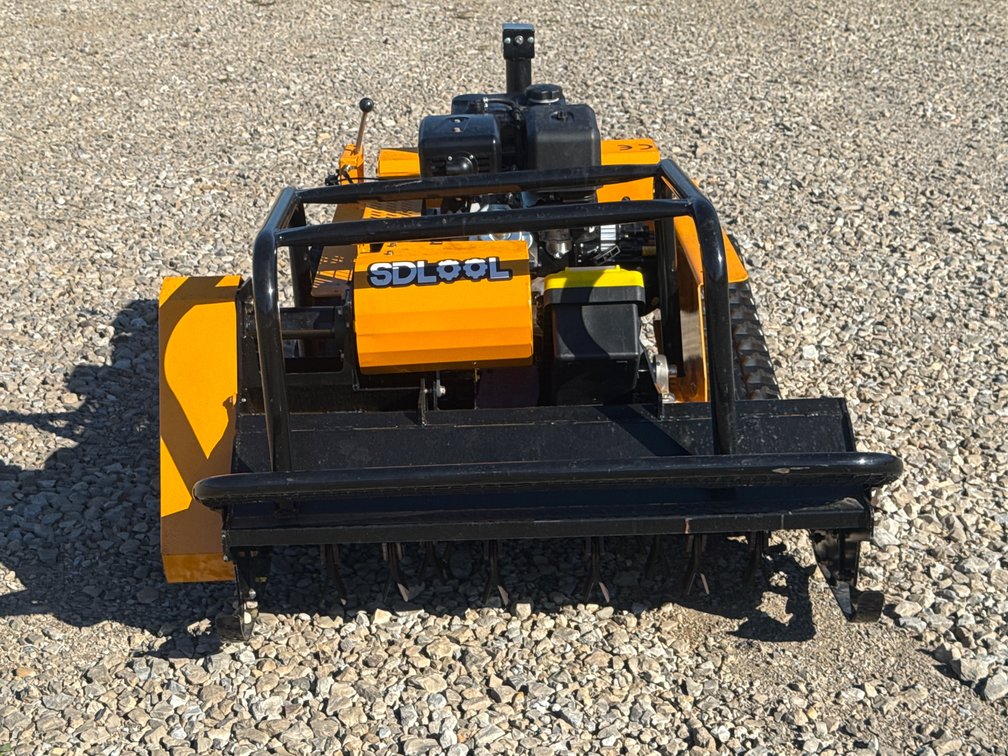 1000Q LAWN MOWER