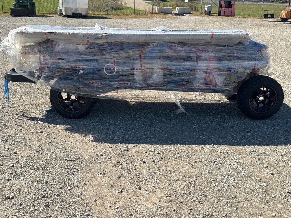 6 SEAT GOLF CART