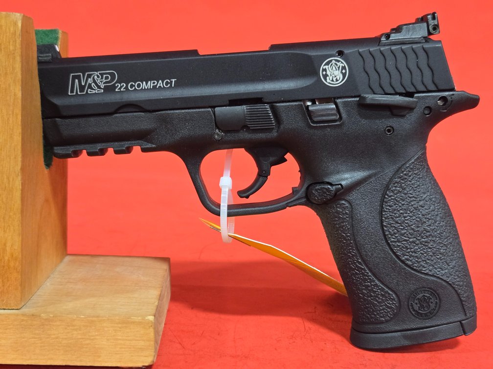 Smith & Wesson M&P22 COMPACT