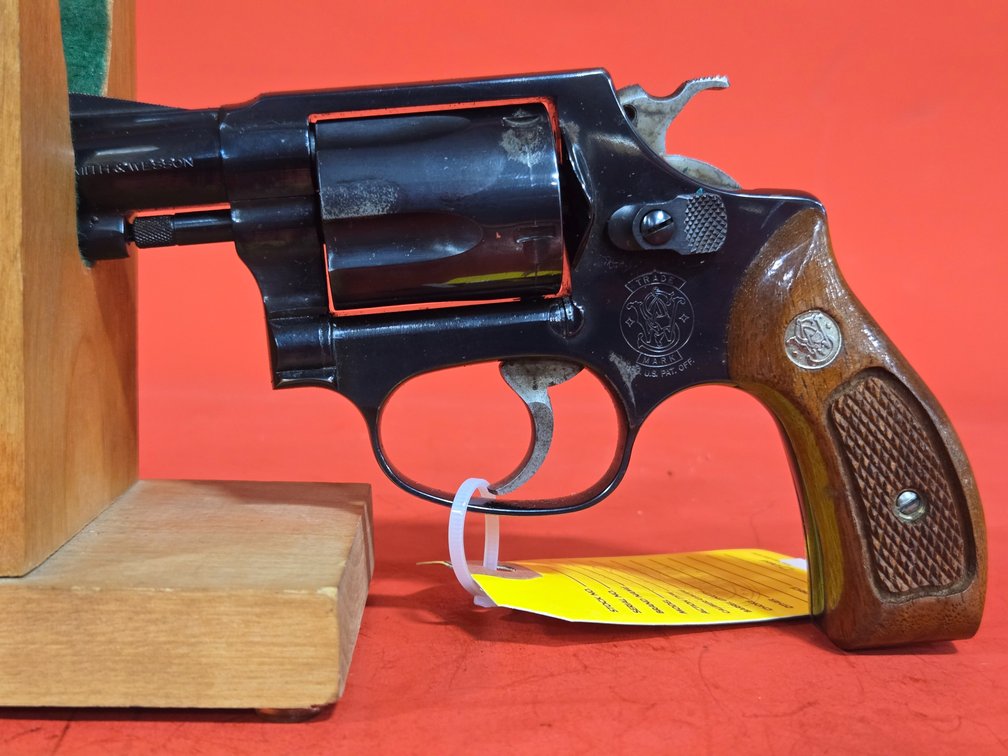 Smith & Wesson 36