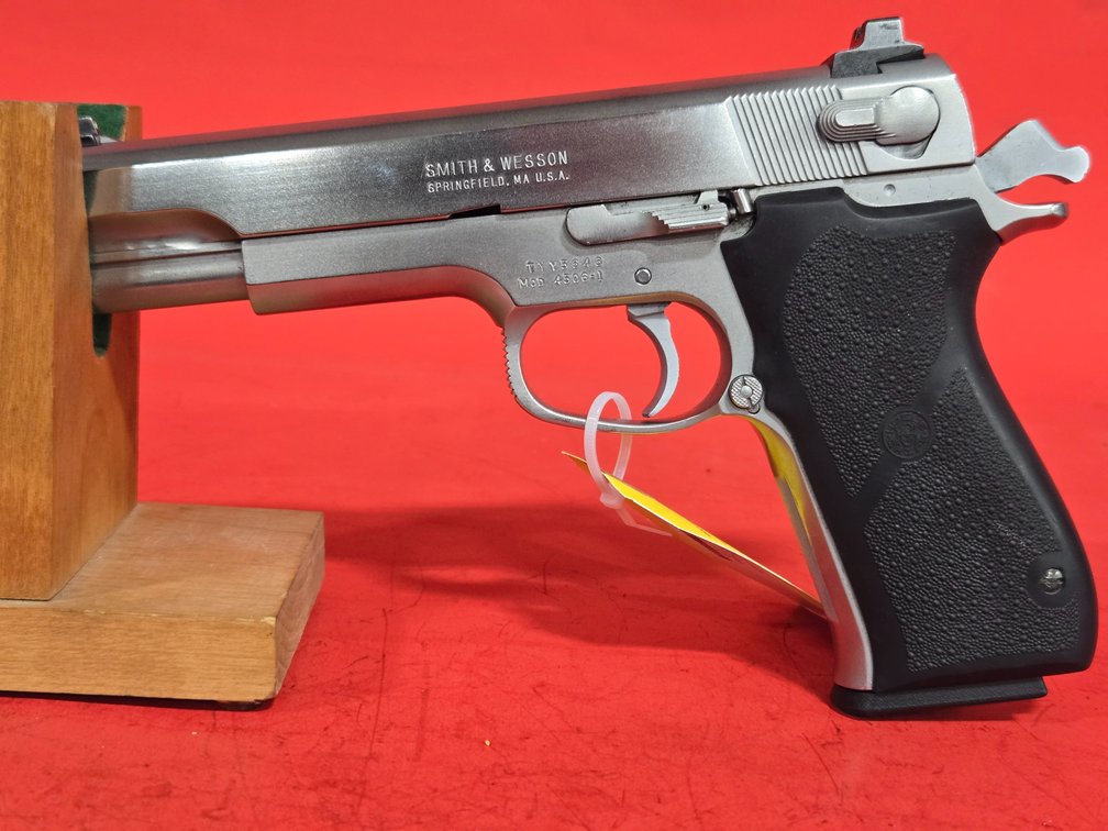Smith & Wesson 4506-1