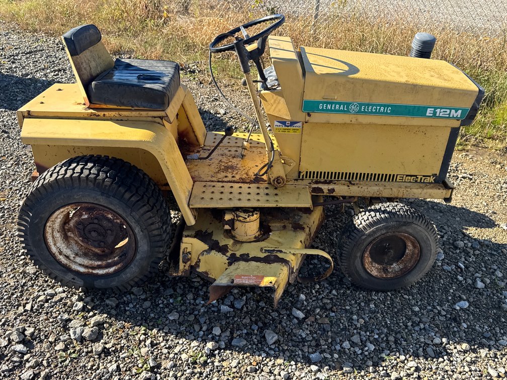ELECTRIC MOWER (NON RUNNING)