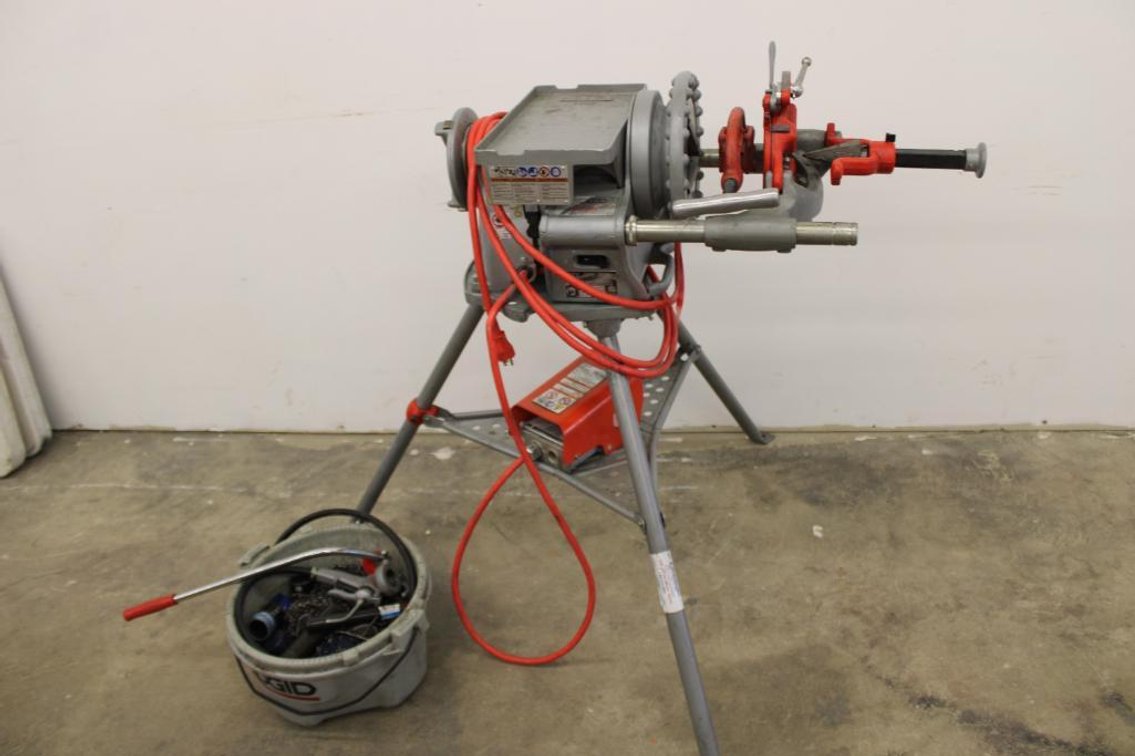 RIGID 300 POWER DRIVE PIPE THREADER