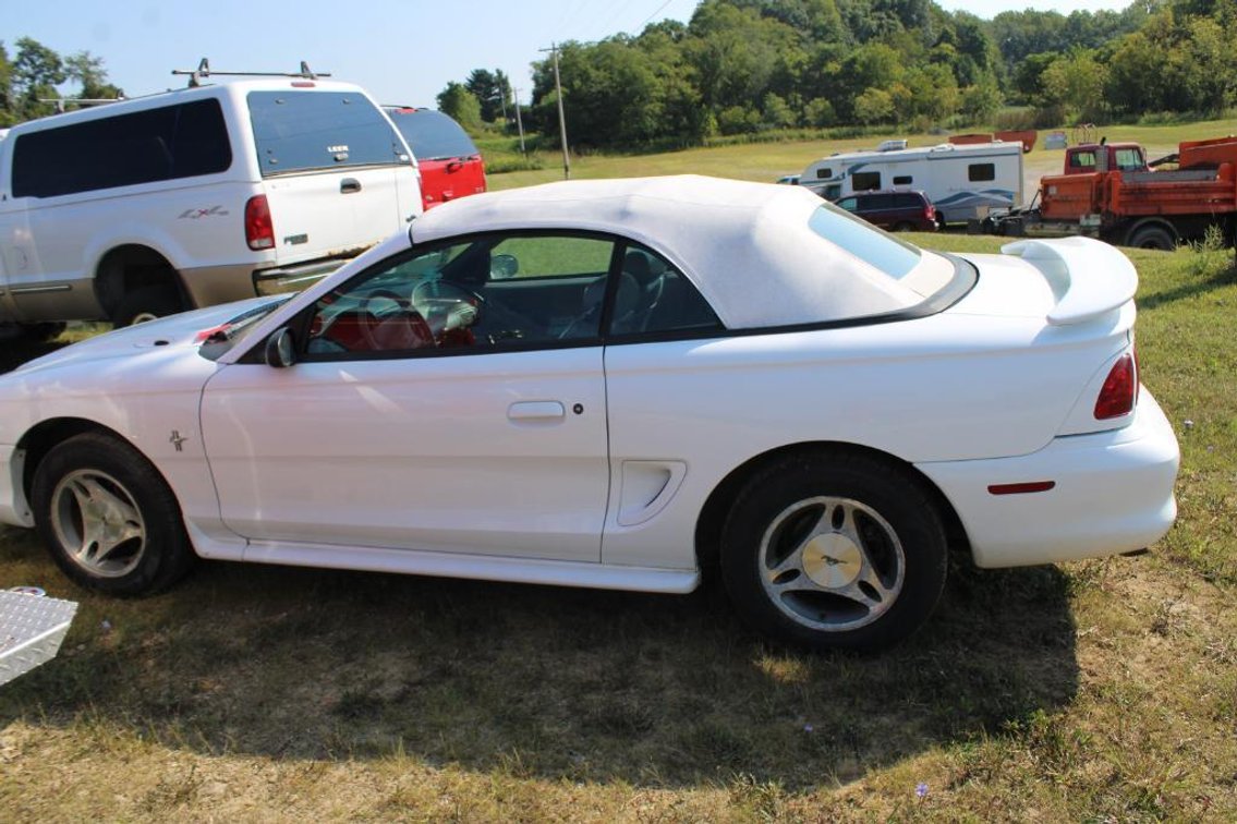 1998 Ford Mustang Passenger Car, VIN # 1FAFP4440WF130303