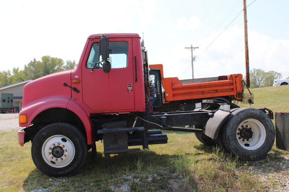 1990 International 7100 Truck, VIN # 1HSHATVN7LH260589