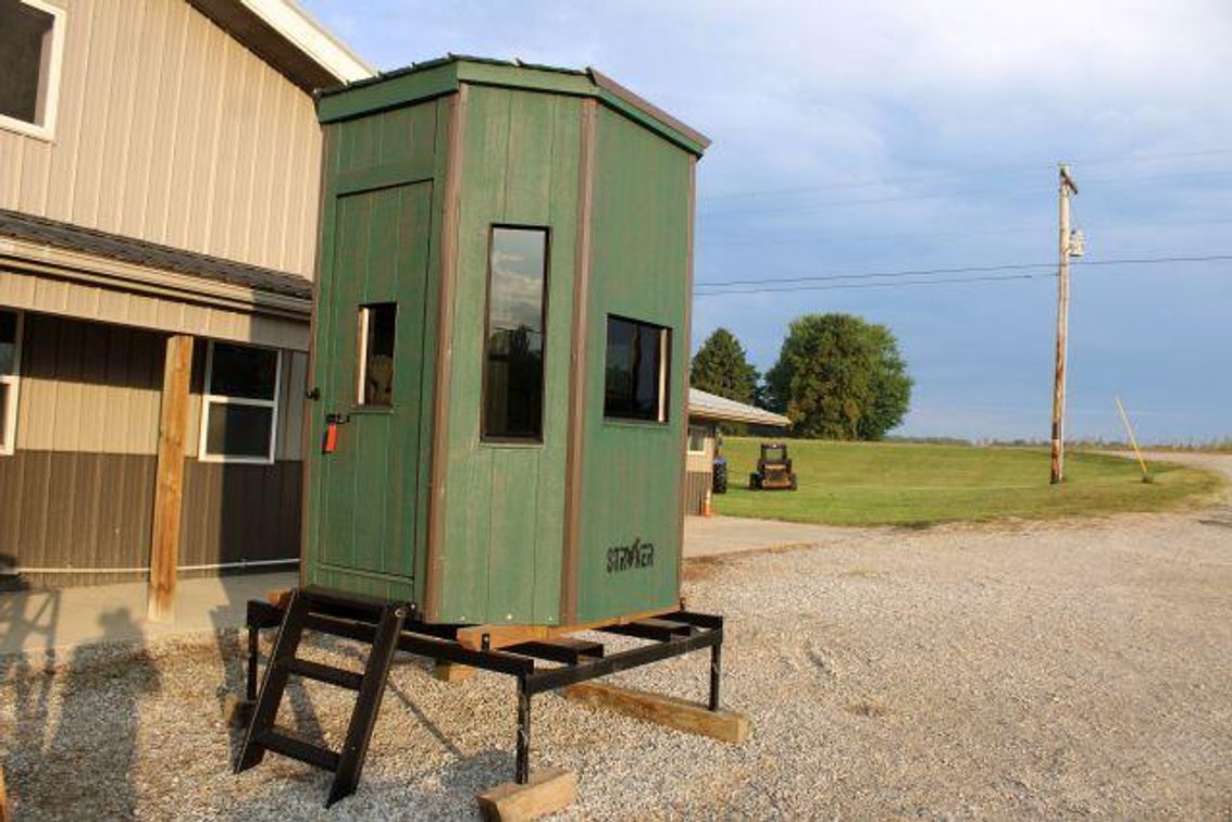 STRYKER BOWHUNTING BLIND