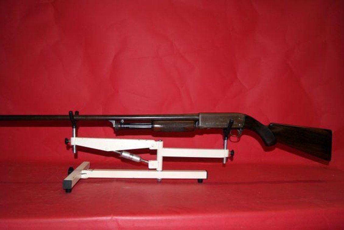 ITHACA MODEL 37 12GA. PUMP