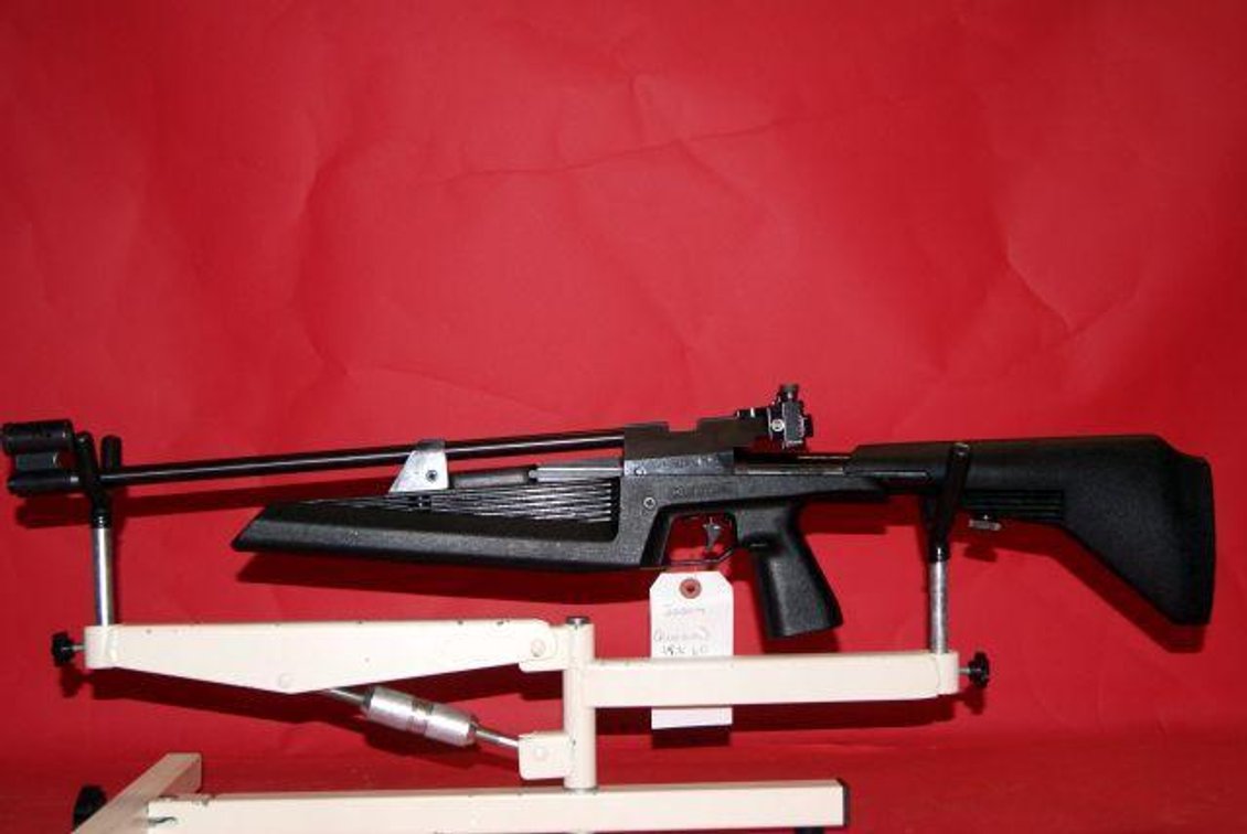RUSSIAN 60 4.5 PELLET RIFLE