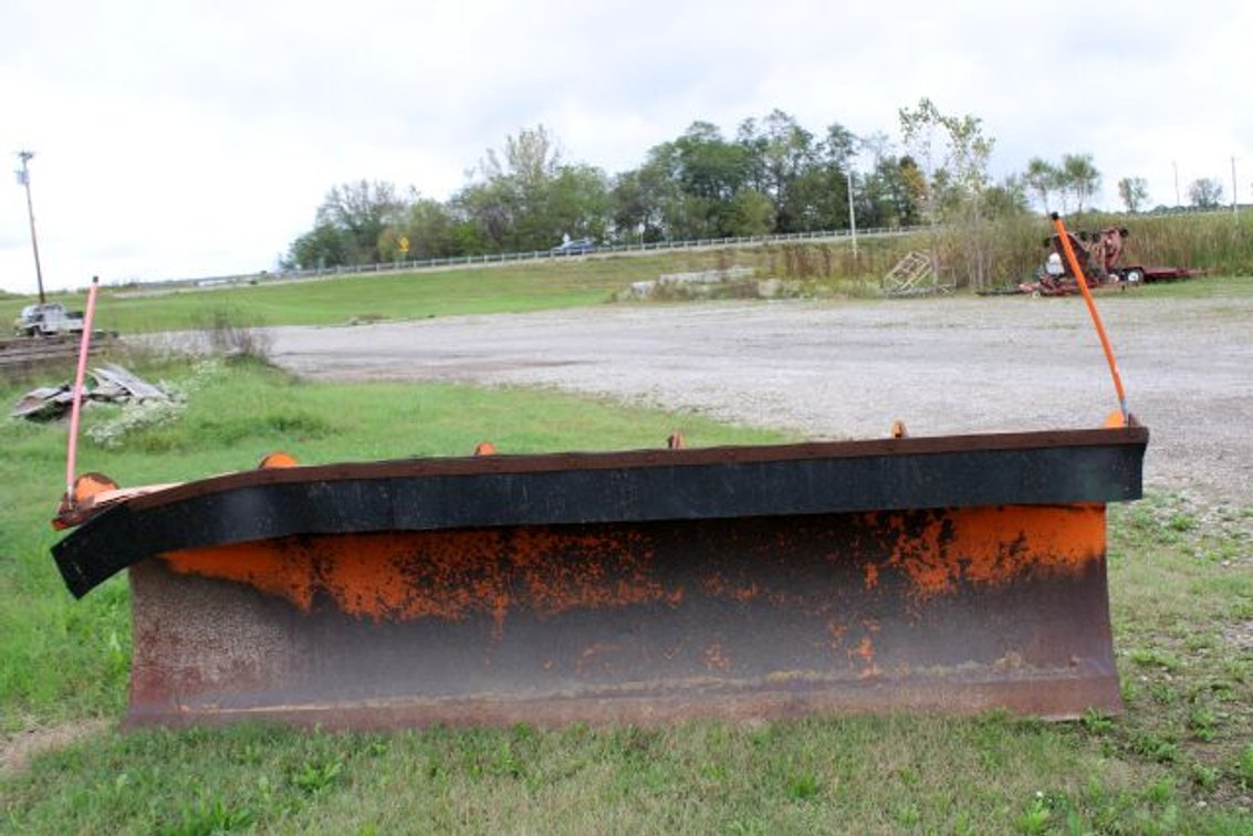 LARGE SNOWPLOW BLADE