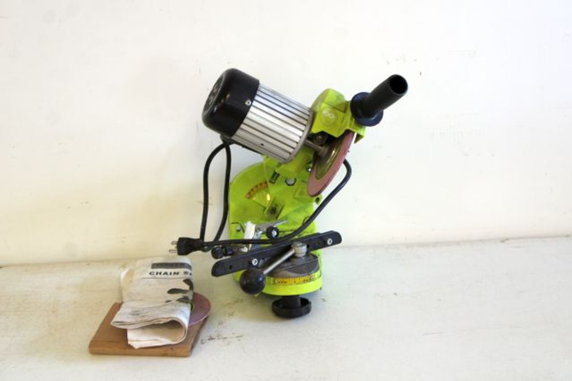 CHAIN SHARPENER
