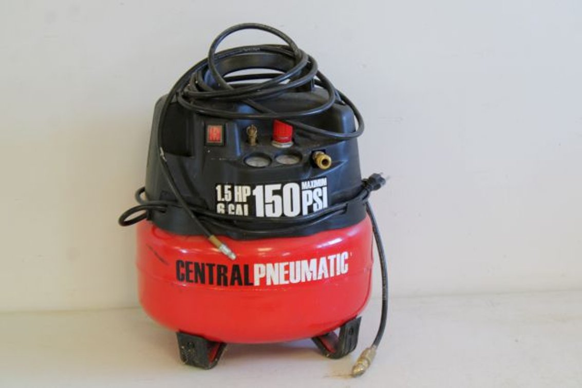 AIR COMPRESSOR & REEL