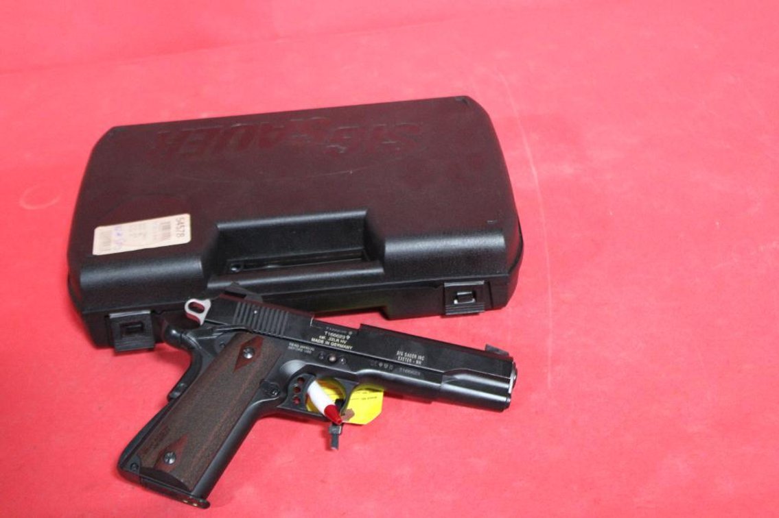 SIG SAUER 1911-22 .22 PISTOL