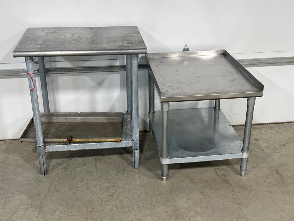 STAINLESS TABLES