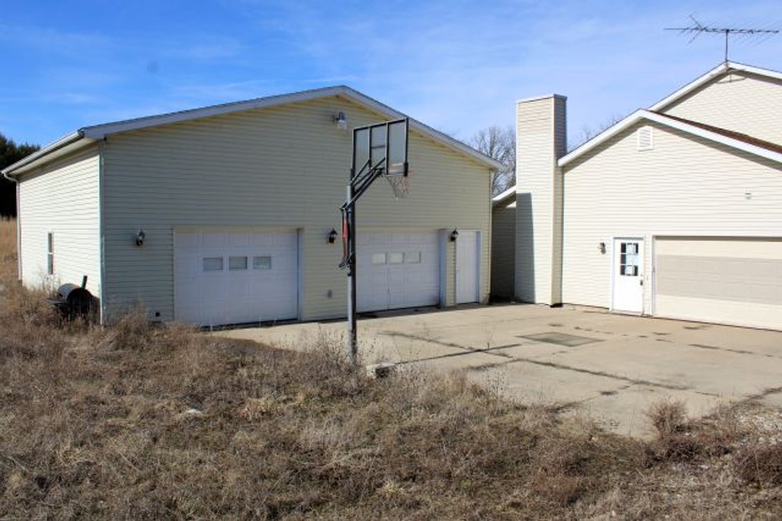 Image for 14081 Monroe Mills Rd Howard, OH. 43028