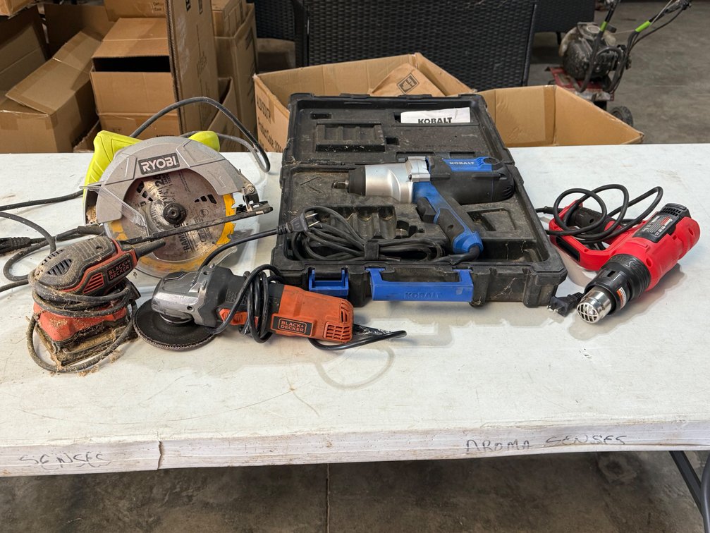 CORDED POWER TOOLS