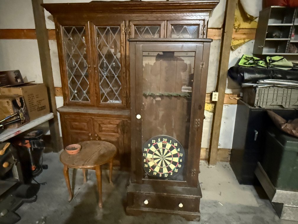 CABINETS & END TABLE