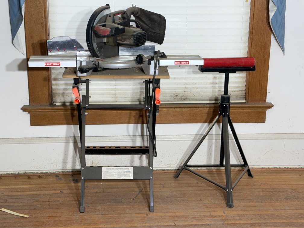 CRAFTSMAN MITER SAW, STAND, ROLLER