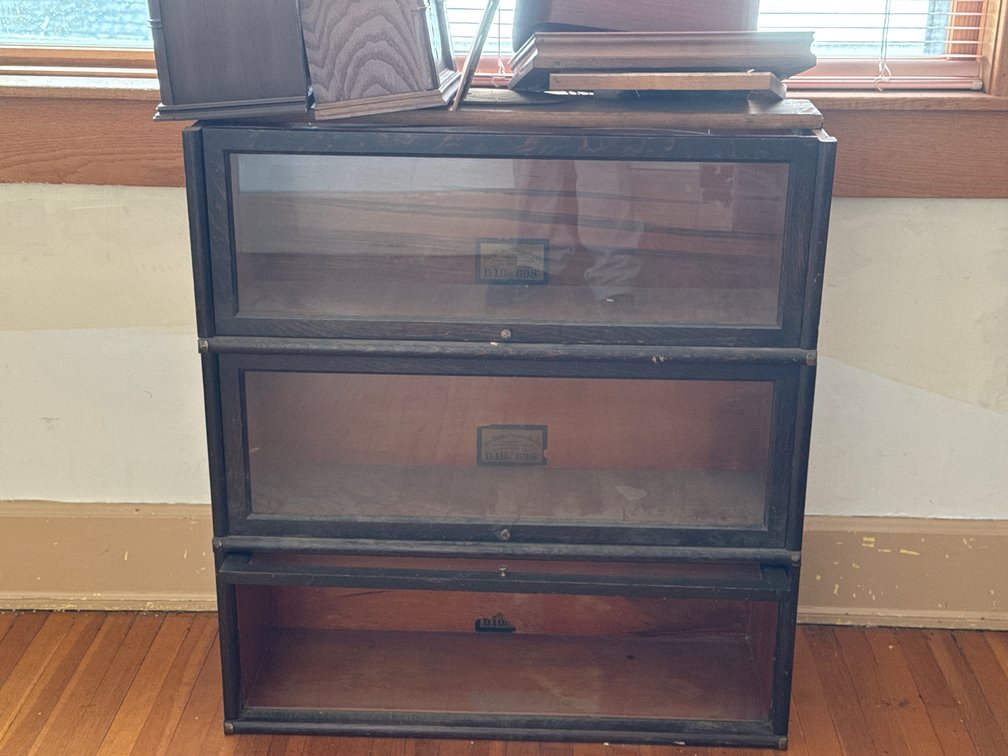 GLOBE WERNICKE BARRISTER BOOKCASES