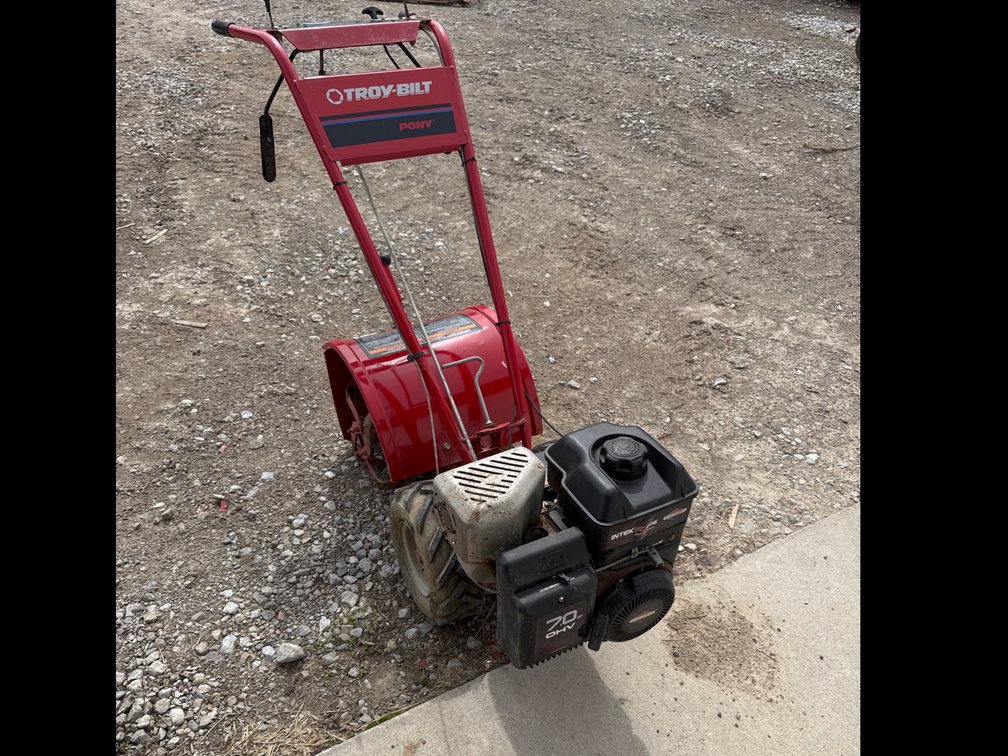TROY BILT ROTOTILLER