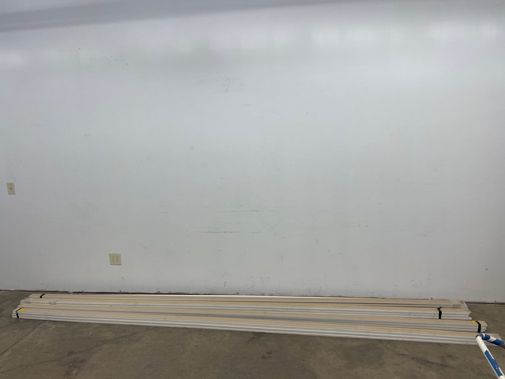 TRIM BOARD 