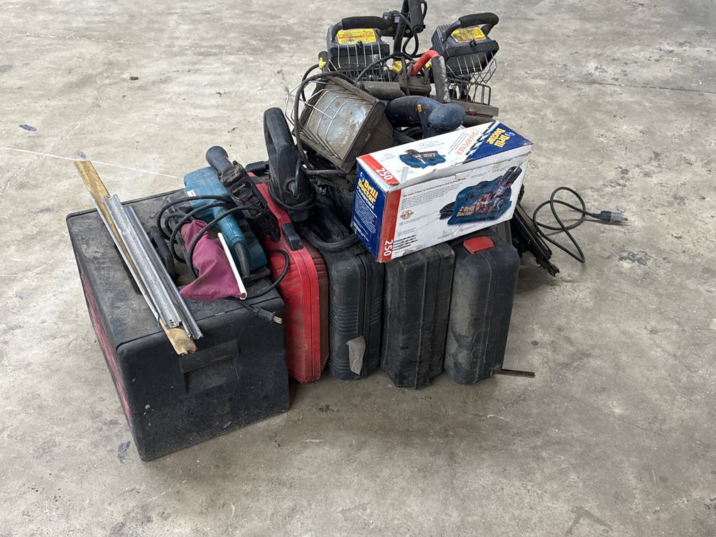 WORKLIGHTS, TOOLS, CASES, ETC