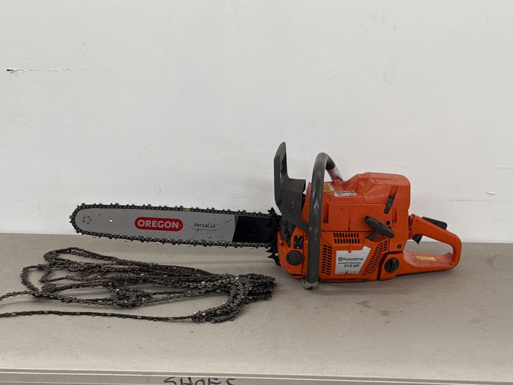 HUSQVARNA 372XP CHAINSAW