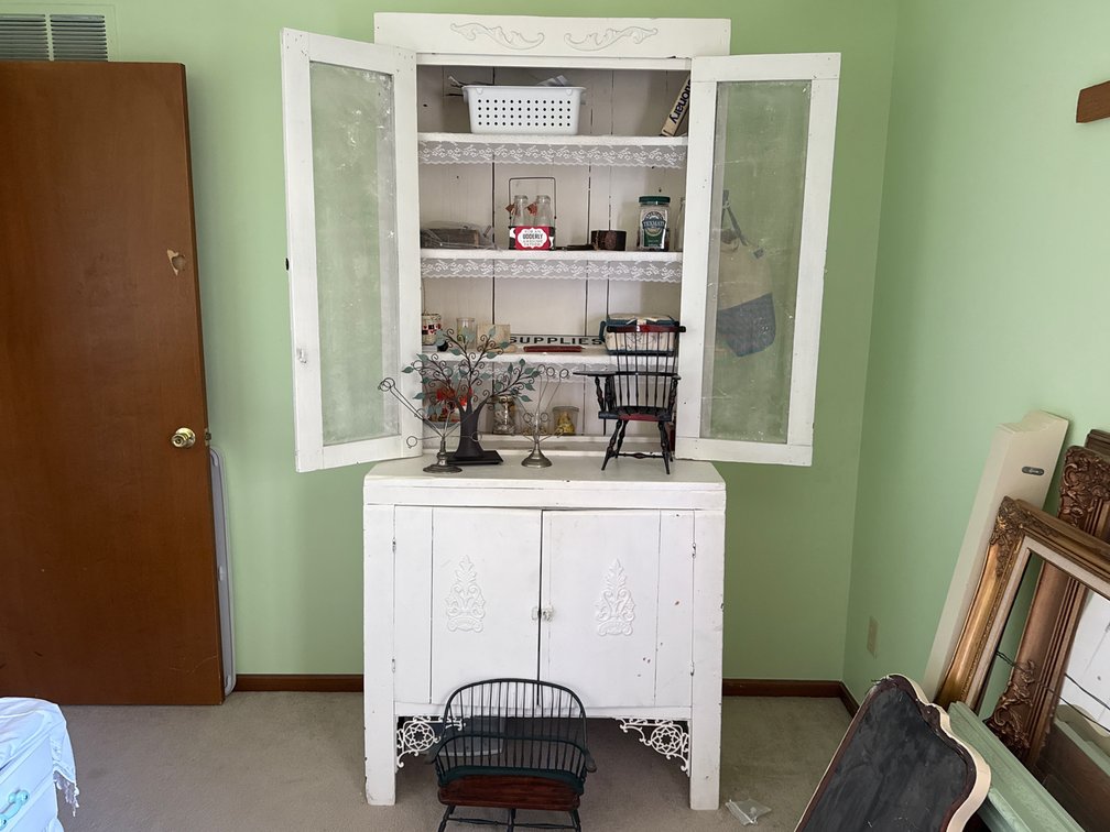 PRIMITIVE CABINET/CHINA HUTCH