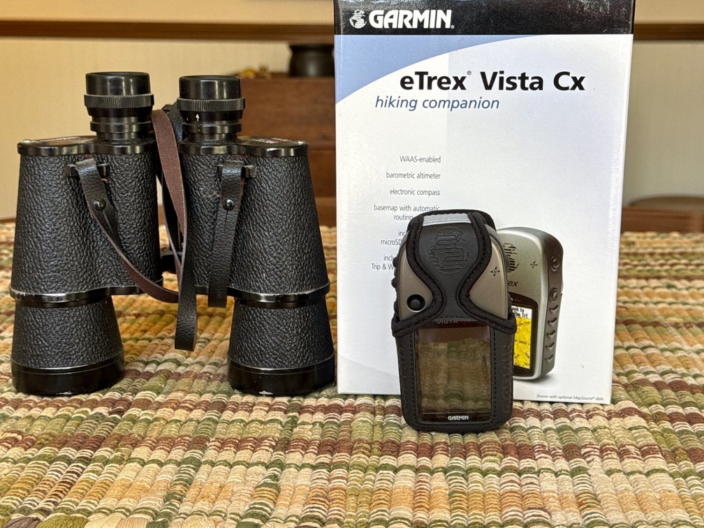 BINOCULARS & GPS