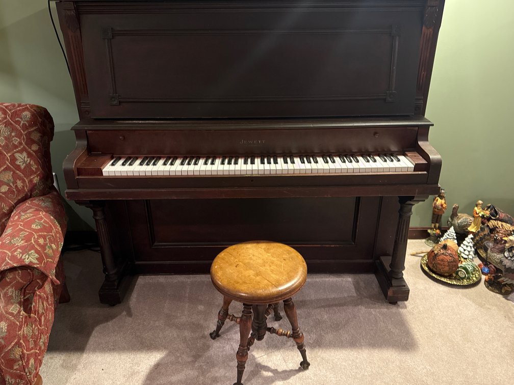 JEWETT PIANO 