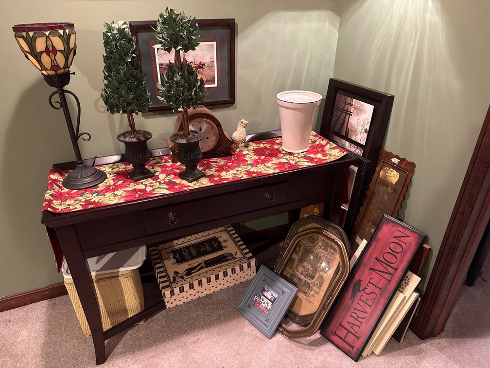 CONSOLE TABLE W/ CONTENTS 