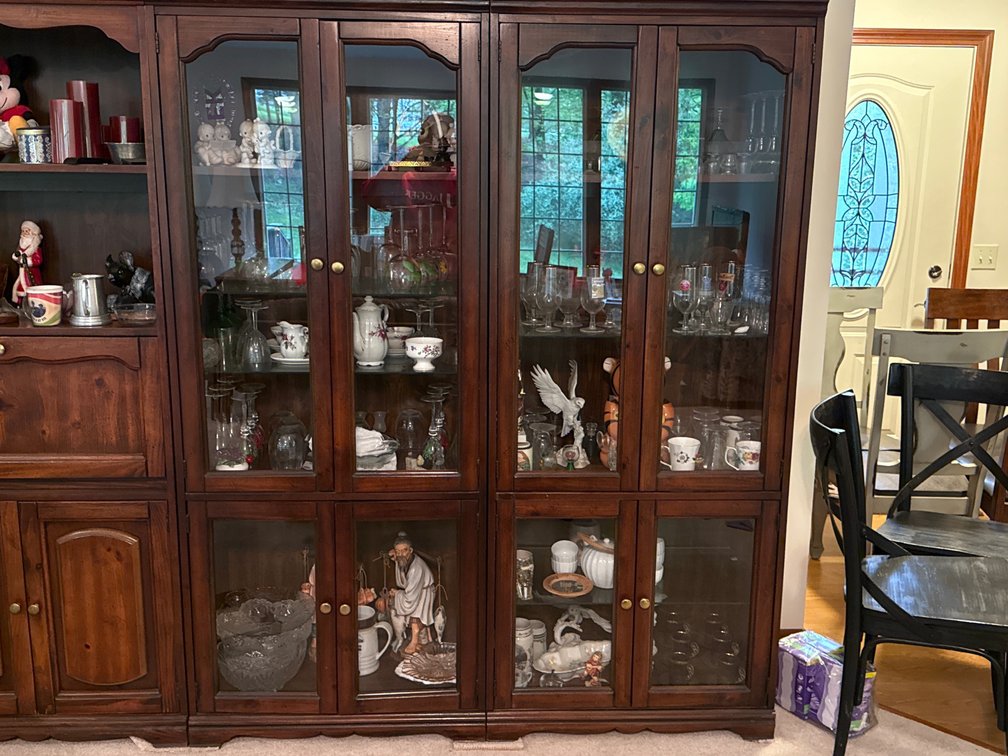 CHINA CABINETS 
