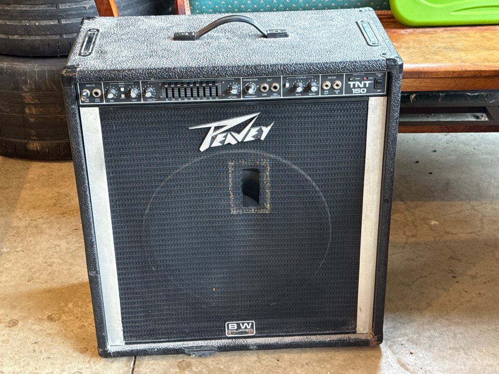 PEAVEY TNT 150 AMP 