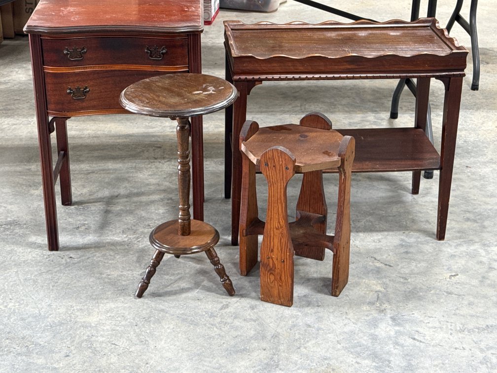 VINTAGE FURNITURE 