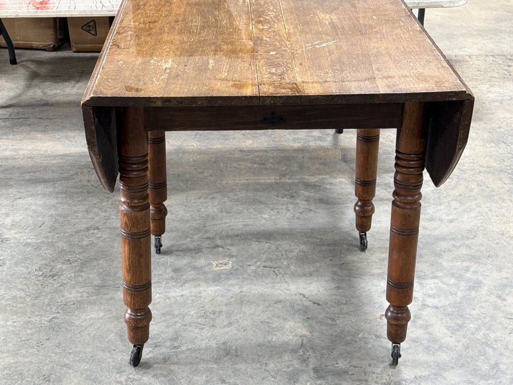 DROP LEAF TABLE 