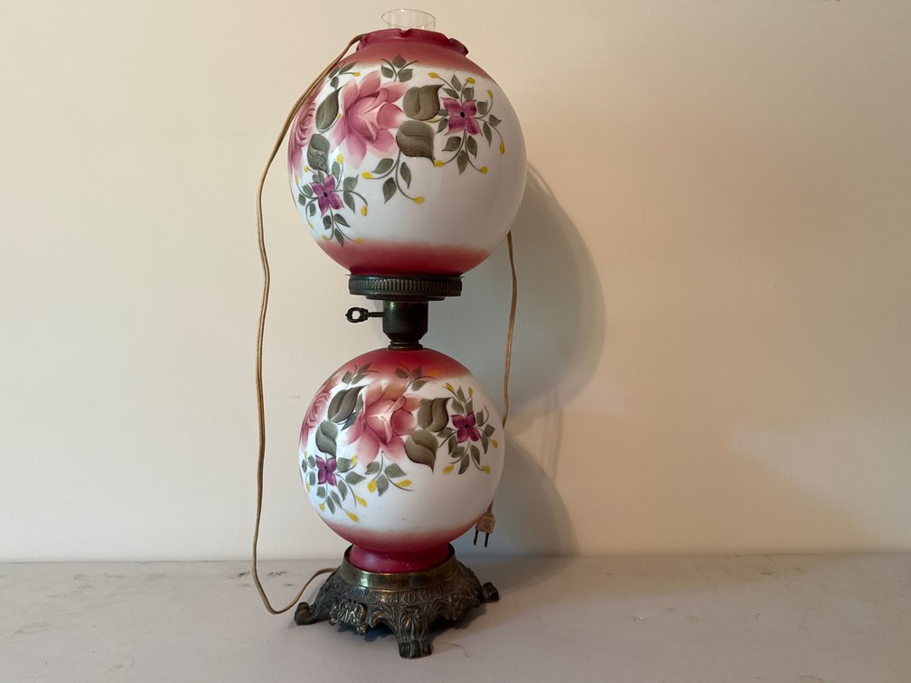 VINTAGE LAMP