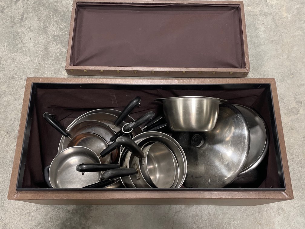 REVERE WARE & OTTOMAN 