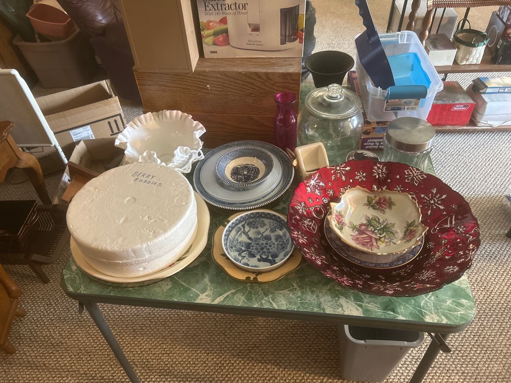 CARD TABLES & CONTENTS 