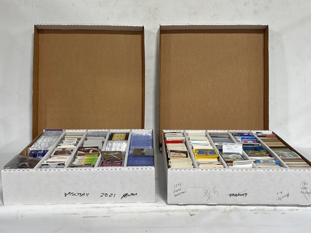 BASEBALL CARDS