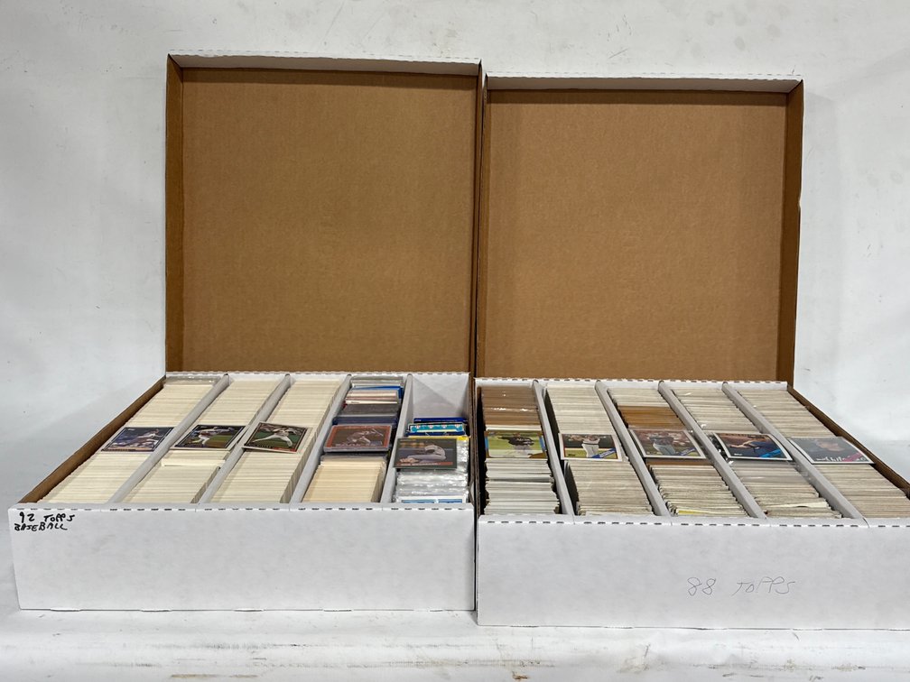 BASEBALL CARDS