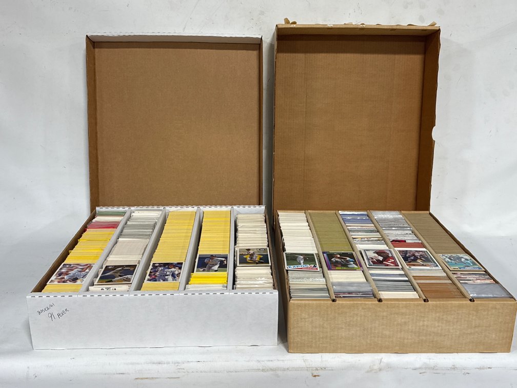 BASEBALL CARDS 