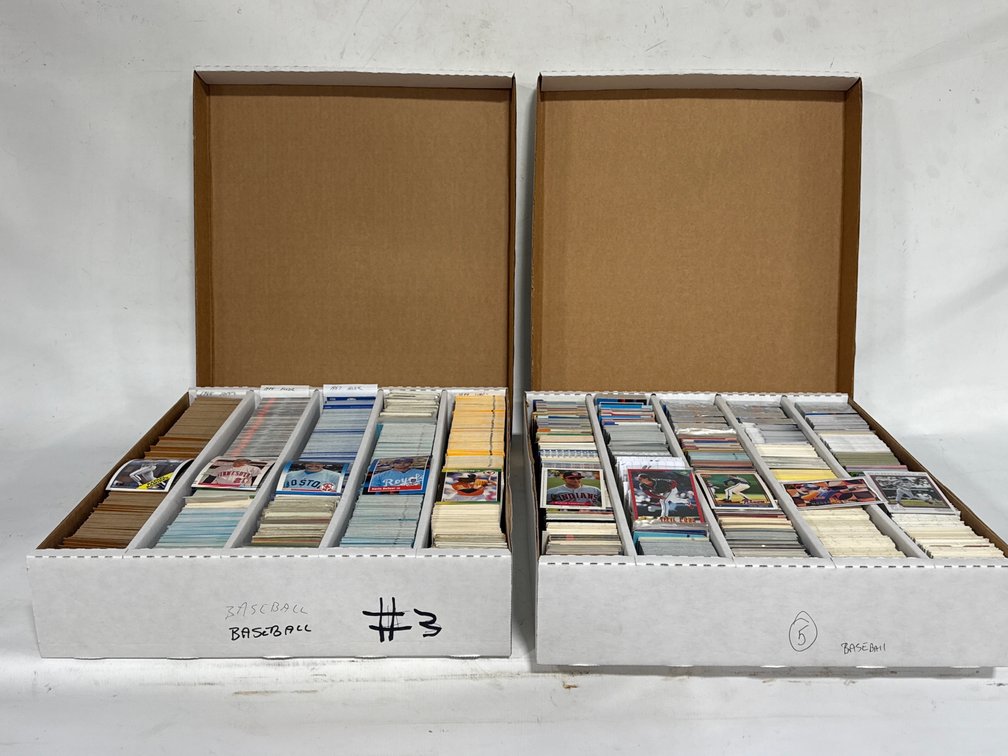 BASEBALL CARDS 