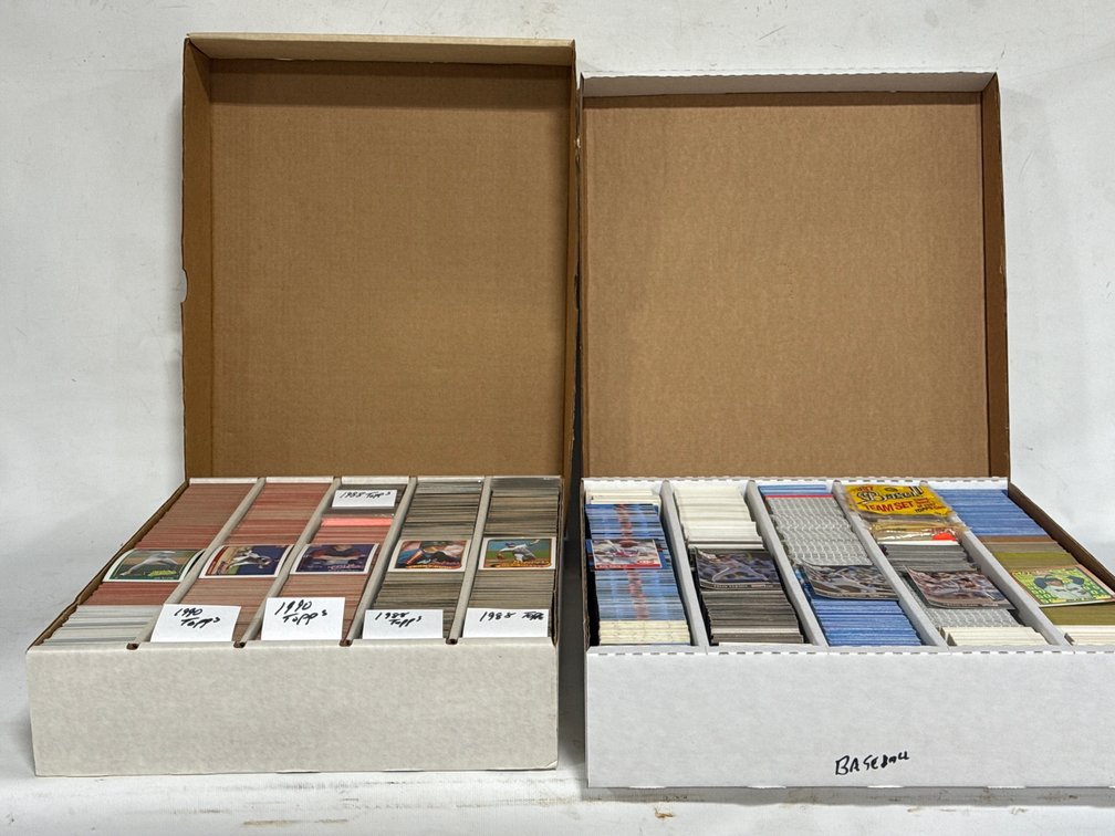 BASEBALL CARDS