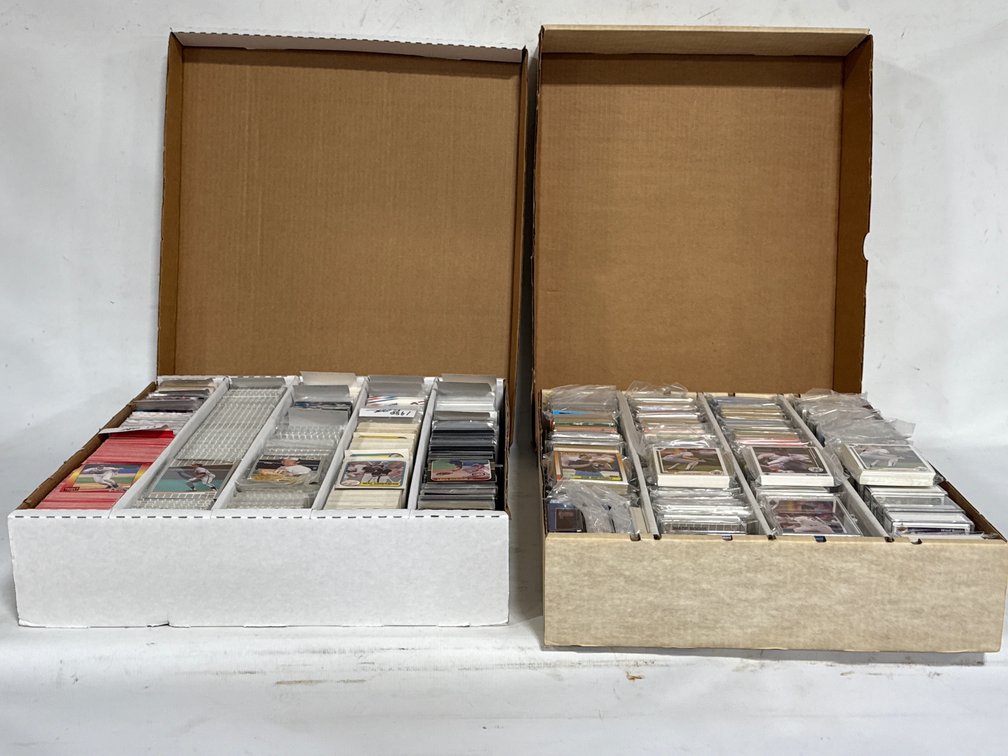 BASEBALL CARDS