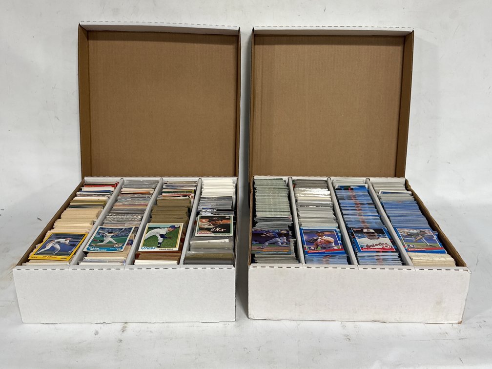BASEBALL CARDS 