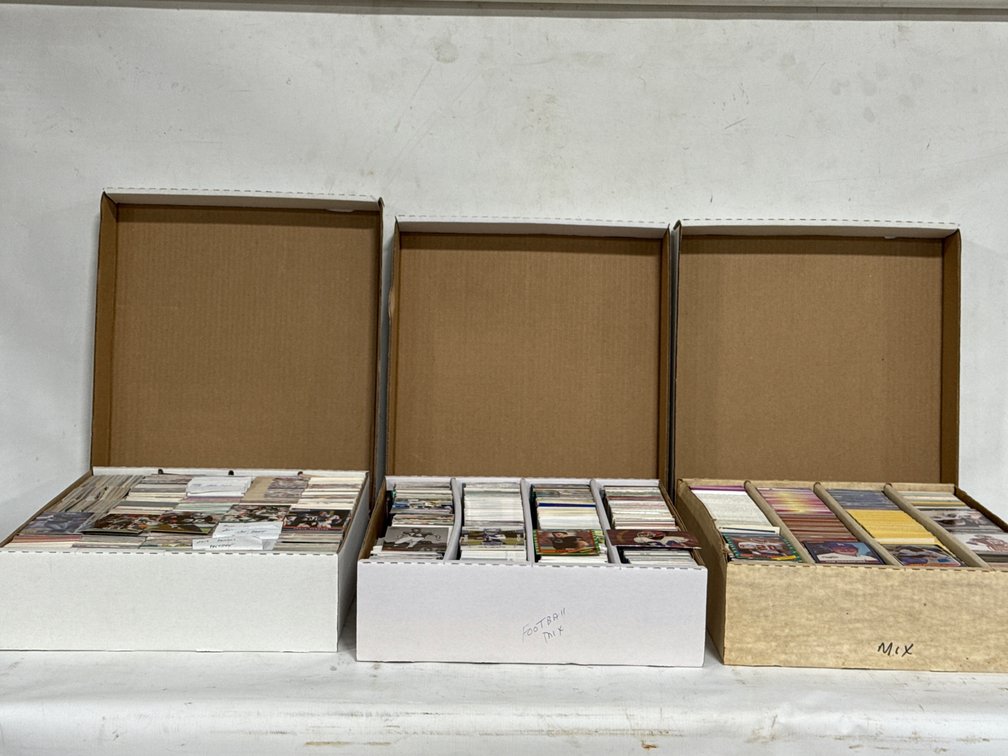 FOOTBALL CARDS 