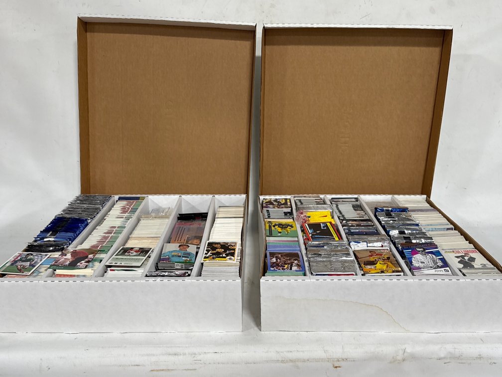 COLLECTORS CARDS 