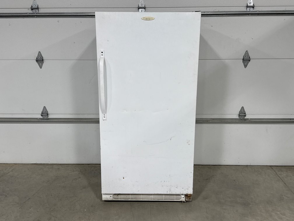 FRIGIDAIRE FREEZER 